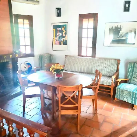 Rural En La Mancha Con Jardin Y Piscina Privados *