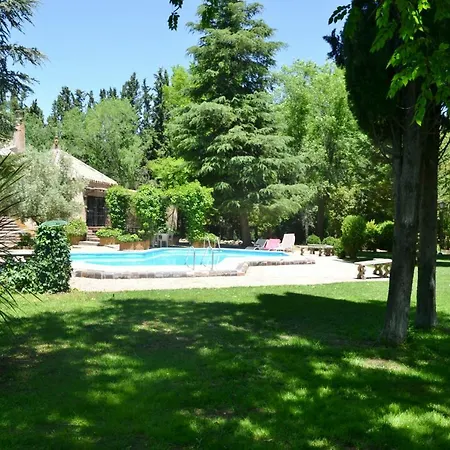 Rural En La Mancha Con Jardin Y Piscina Privados Holiday home *