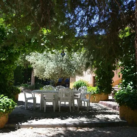 Rural En La Mancha Con Jardin Y Piscina Privados Holiday home *